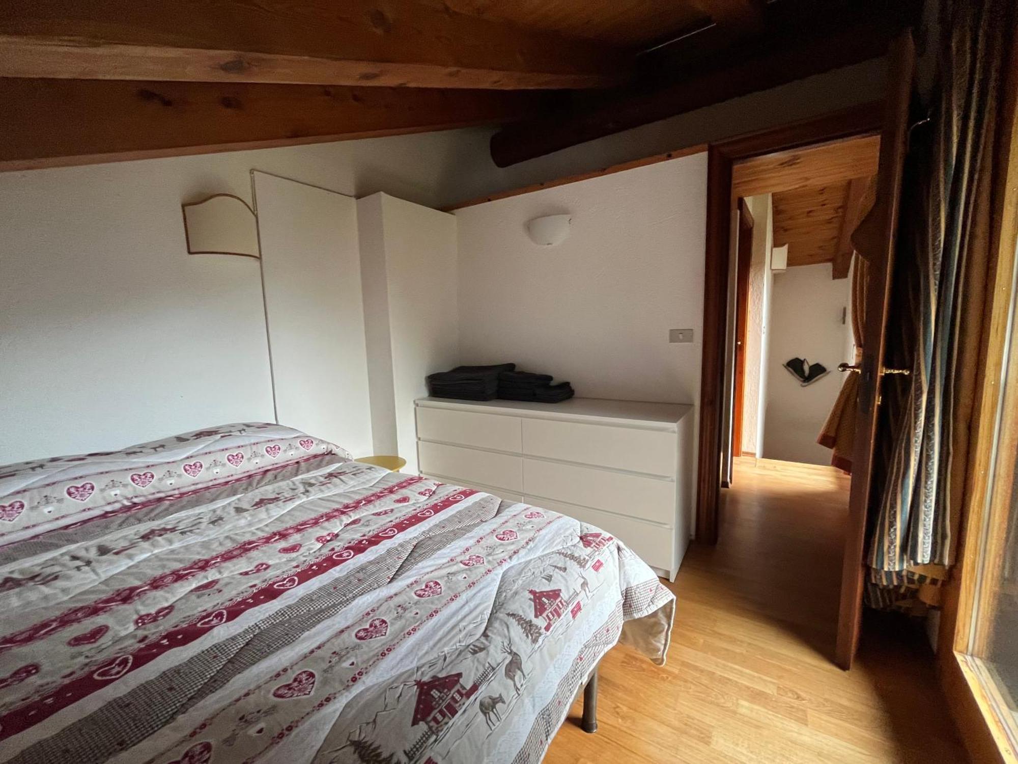 Chalet Blanc Le Duplex Courmayeur Exterior photo