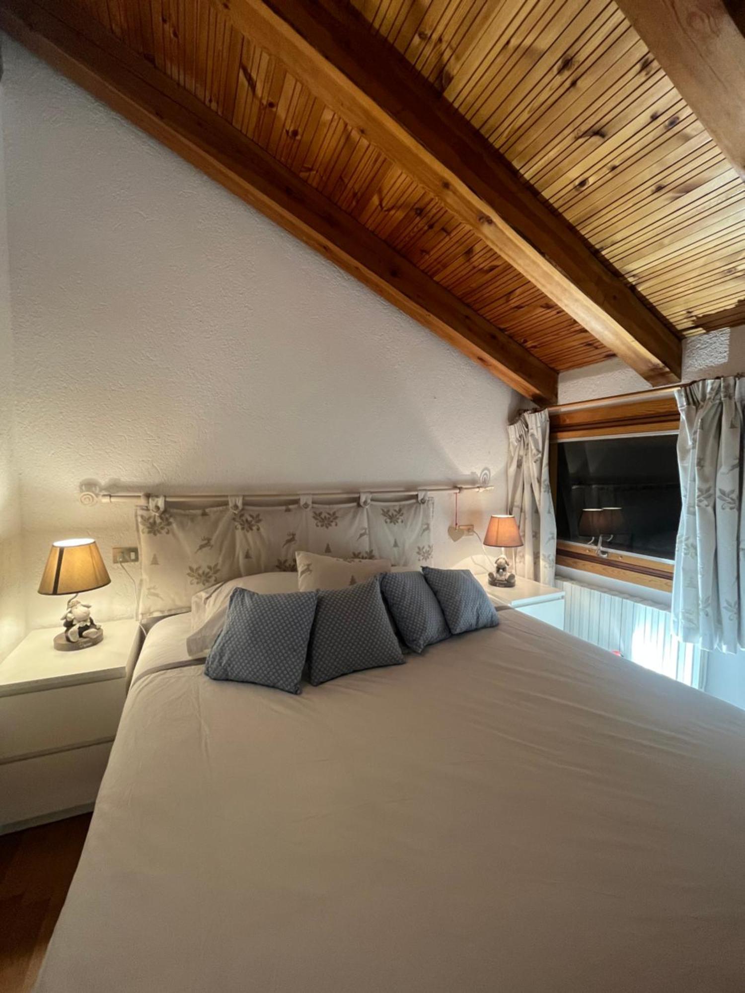 Chalet Blanc Le Duplex Courmayeur Exterior photo