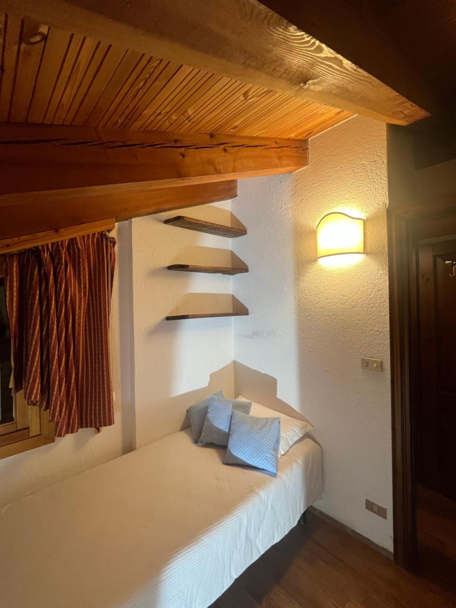 Chalet Blanc Le Duplex Courmayeur Exterior photo