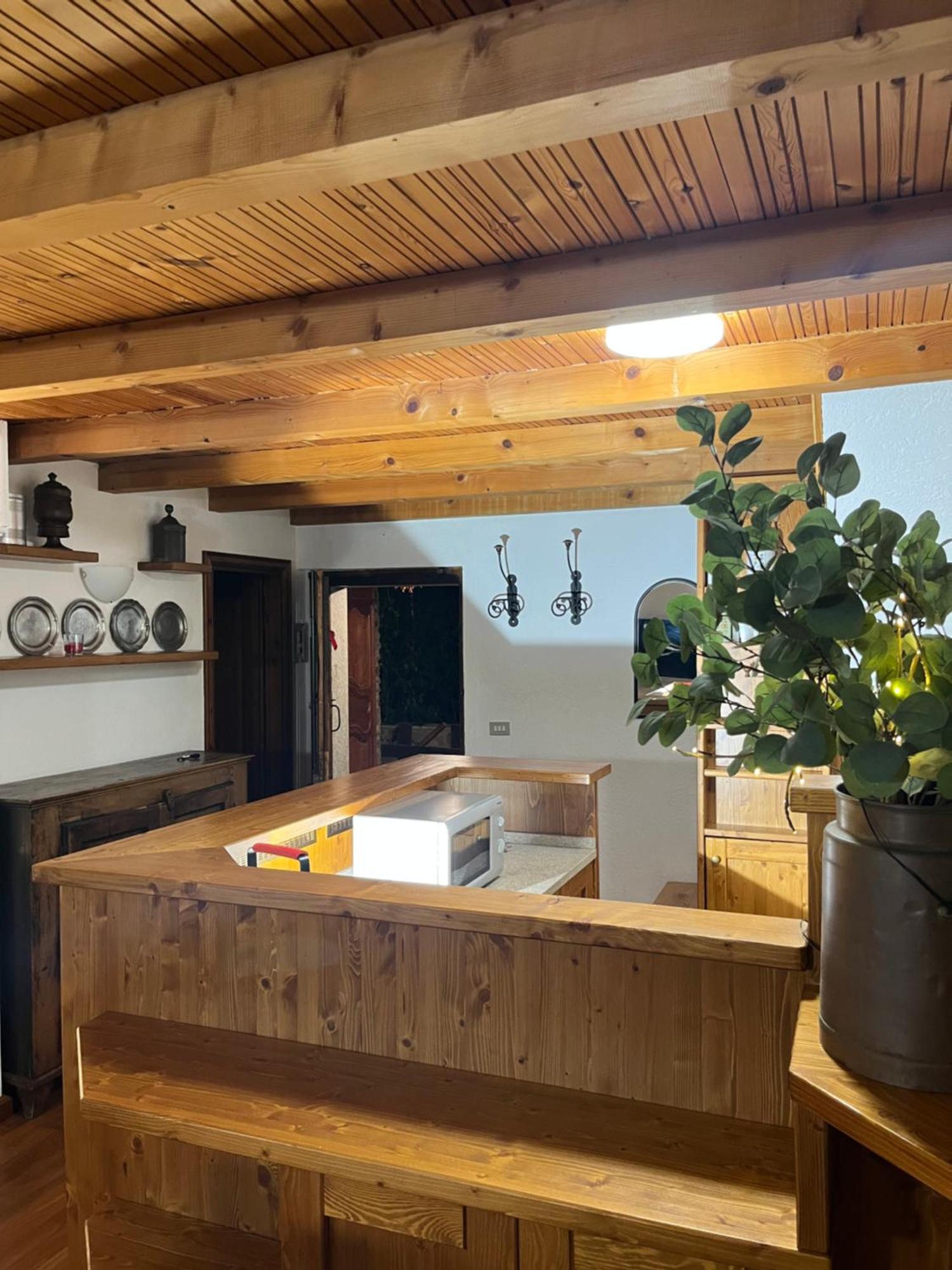 Chalet Blanc Le Duplex Courmayeur Exterior photo